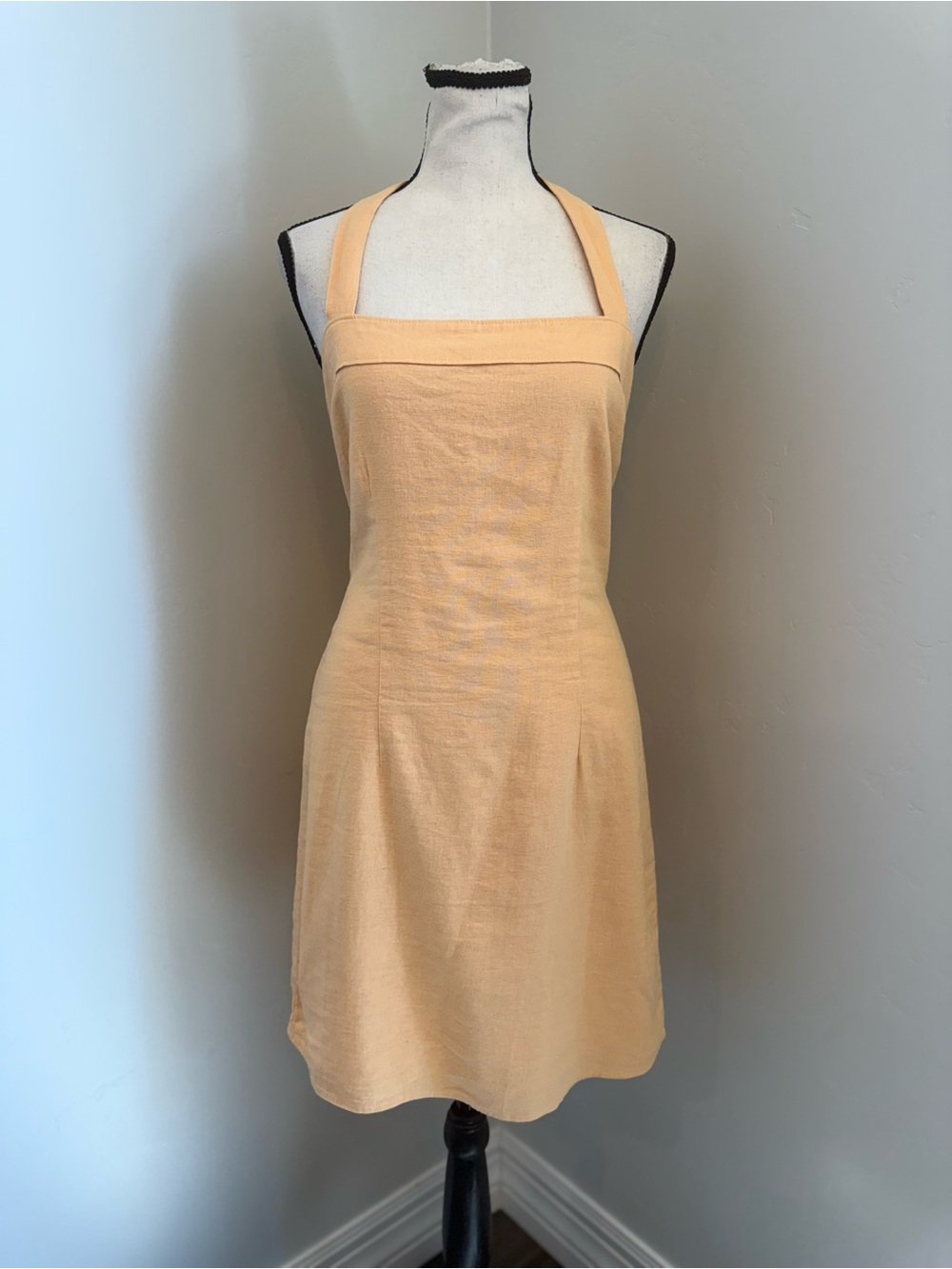Abercrombie & Fitch Linen Blend Halter Mini Dress Peach Size Medium Tall - Picture 8 of 12